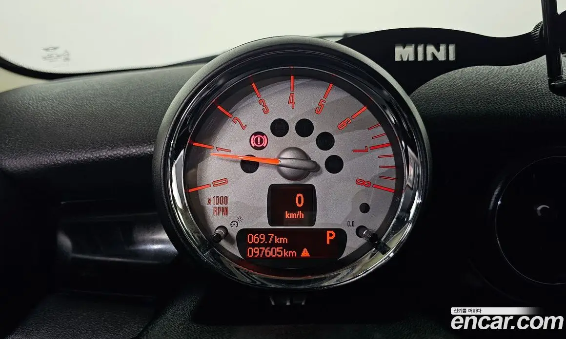 Mini Cooper 2012 1.6 автомат (гидро), фото 8 Mini Cooper 2012 1.6 автомат (гидро), фото 8
