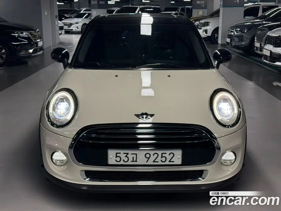 Mini Cooper 2014 1.5 автомат (гидро), фото 1 Mini Cooper 2014 1.5 автомат (гидро), фото 1