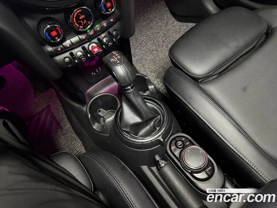 Mini Cooper 2014 1.5 автомат (гидро), фото 14 Mini Cooper 2014 1.5 автомат (гидро), фото 14