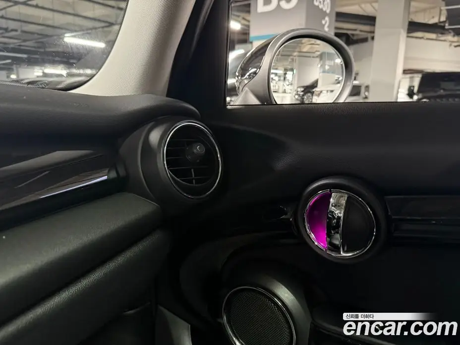 Mini Cooper 2014 1.5 автомат (гидро), фото 17 Mini Cooper 2014 1.5 автомат (гидро), фото 17