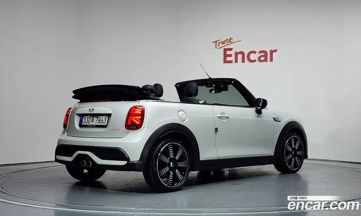 Mini Cooper Convertible 2023 2.0 автомат (гидро), фото 2 Mini Cooper Convertible 2023 2.0 автомат (гидро), фото 2