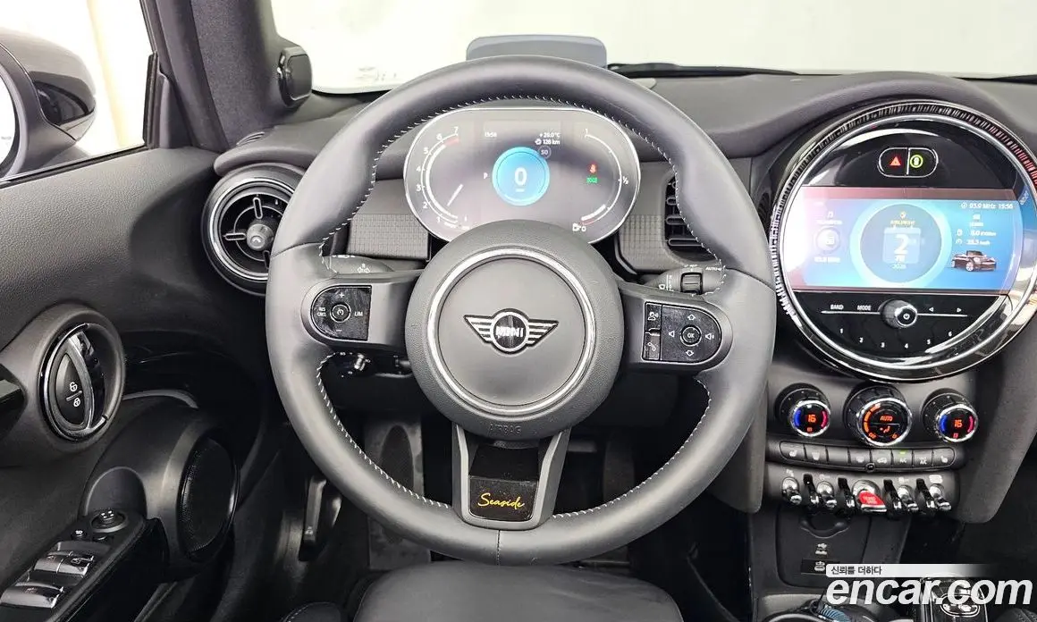 Mini Cooper Convertible 2023 2.0 автомат (гидро), фото 19 Mini Cooper Convertible 2023 2.0 автомат (гидро), фото 19