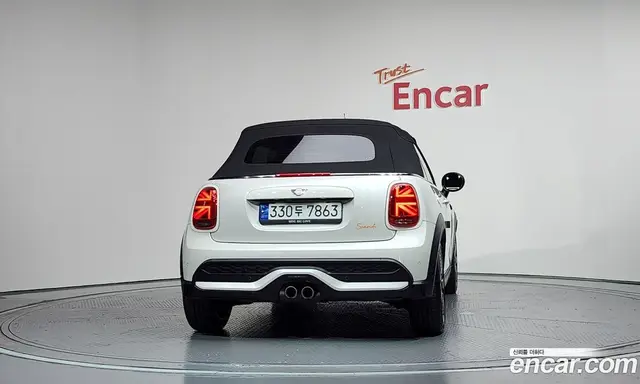 Mini Cooper Convertible 2023 2.0 автомат (гидро), миниатюра 4 Mini Cooper Convertible 2023 2.0 автомат (гидро), миниатюра 4