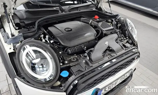 Mini Cooper Convertible 2023 2.0 автомат (гидро), миниатюра 6 Mini Cooper Convertible 2023 2.0 автомат (гидро), миниатюра 6