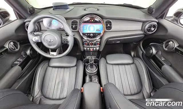Mini Cooper Convertible 2023 2.0 автомат (гидро), миниатюра 10 Mini Cooper Convertible 2023 2.0 автомат (гидро), миниатюра 10