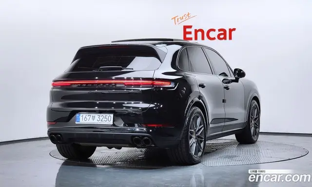 Porsche Cayenne 2024 3.0 автомат (гидро), миниатюра 2 Porsche Cayenne 2024 3.0 автомат (гидро), миниатюра 2