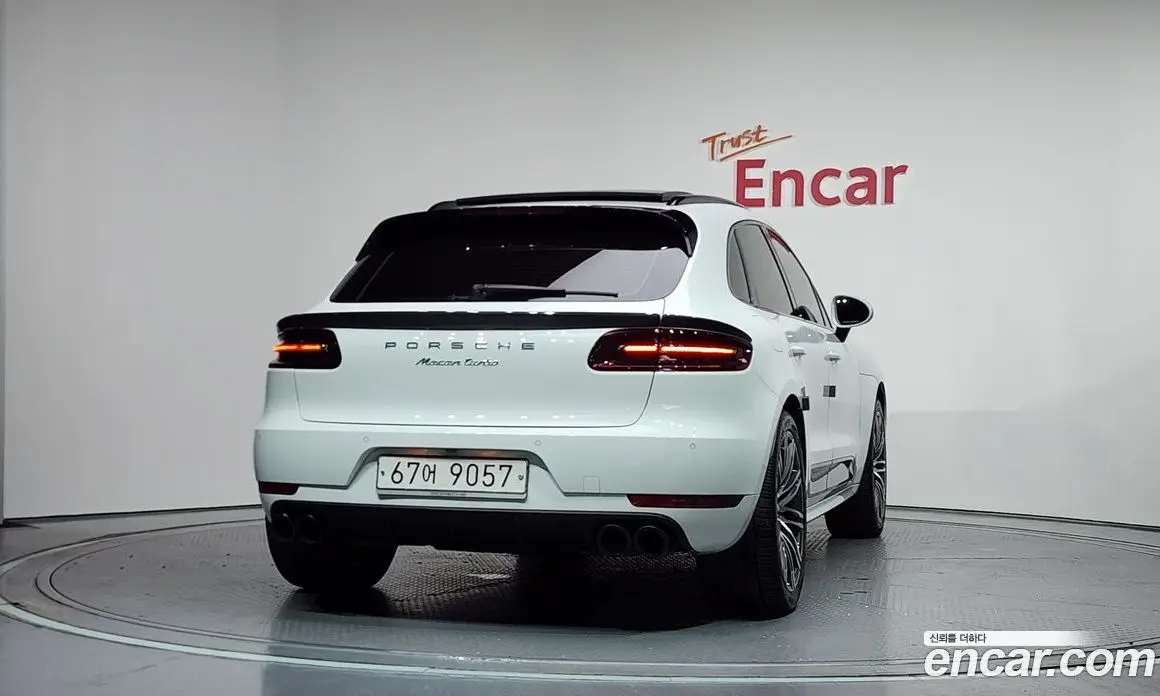 Porsche Macan 2015 3.6 автомат (гидро), фото 4 Porsche Macan 2015 3.6 автомат (гидро), фото 4