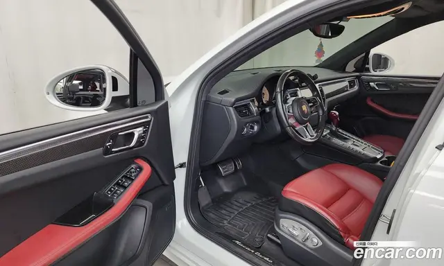 Porsche Macan 2015 3.6 автомат (гидро), миниатюра 10 Porsche Macan 2015 3.6 автомат (гидро), миниатюра 10