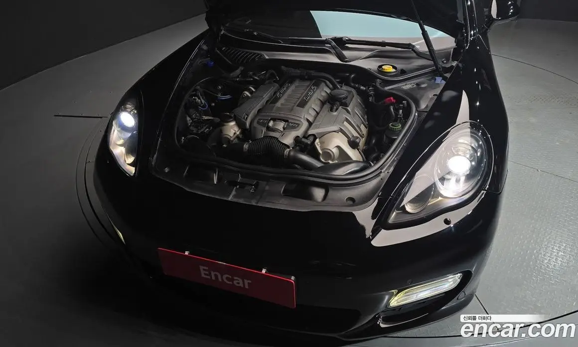 Porsche Panamera 2012 4.8 автомат (гидро), фото 6 Porsche Panamera 2012 4.8 автомат (гидро), фото 6