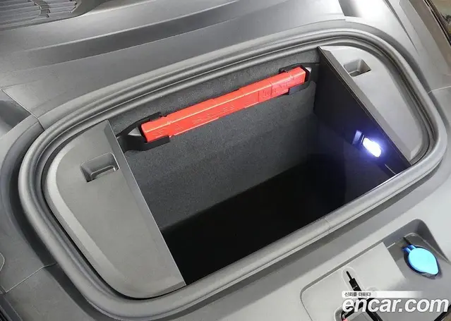 Porsche Taycan 2025 0.1 автомат (гидро), миниатюра 5 Porsche Taycan 2025 0.1 автомат (гидро), миниатюра 5