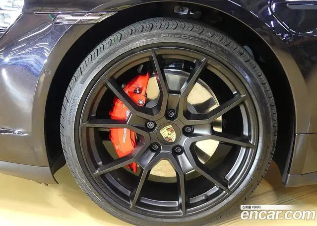 Porsche Taycan 2025 0.1 автомат (гидро), миниатюра 9 Porsche Taycan 2025 0.1 автомат (гидро), миниатюра 9
