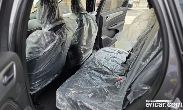 Renault (Samsung) Arkana 2026 1.6 автомат (гидро), миниатюра 9 Renault (Samsung) Arkana 2026 1.6 автомат (гидро), миниатюра 9
