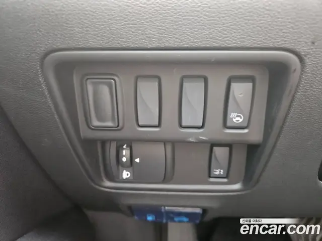 Renault (Samsung) QM6 2023 2.0 автомат (гидро), миниатюра 11 Renault (Samsung) QM6 2023 2.0 автомат (гидро), миниатюра 11