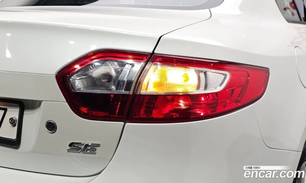 Renault (Samsung) SM3 2016 1.6 автомат (гидро), фото 8 Renault (Samsung) SM3 2016 1.6 автомат (гидро), фото 8