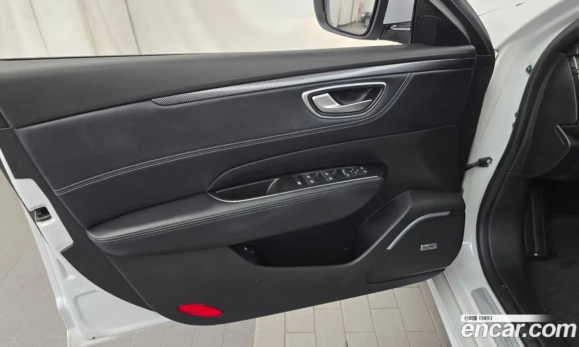 Renault (Samsung) SM6 2016 2.0 автомат (гидро), фото 14 Renault (Samsung) SM6 2016 2.0 автомат (гидро), фото 14