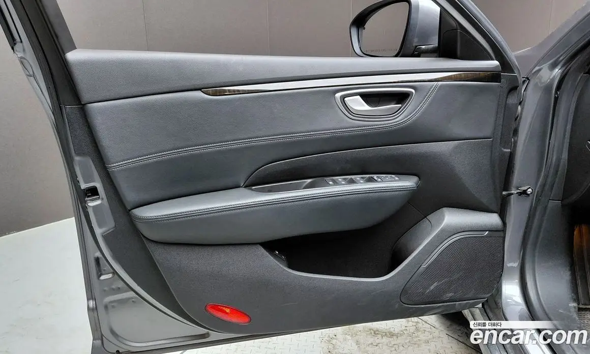 Renault (Samsung) SM6 2016 2.0 автомат (гидро), фото 13