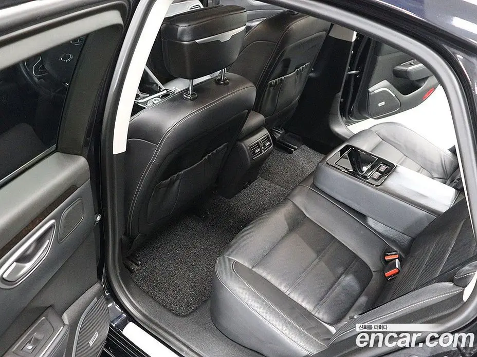 Renault (Samsung) SM6 2017 2.0 автомат (гидро), фото 16 Renault (Samsung) SM6 2017 2.0 автомат (гидро), фото 16