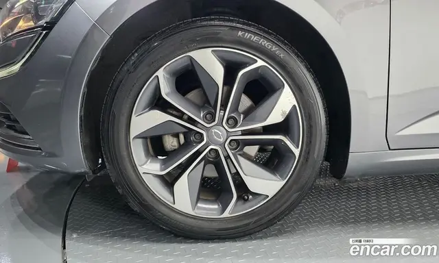 Renault (Samsung) SM6 2019 1.6 автомат (гидро), миниатюра 5 Renault (Samsung) SM6 2019 1.6 автомат (гидро), миниатюра 5