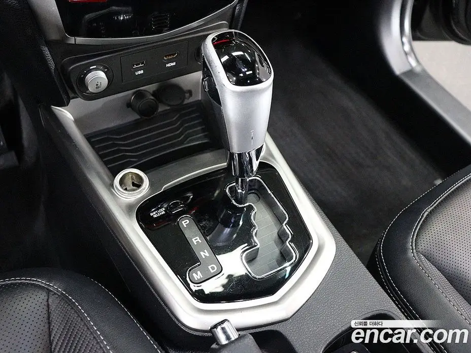 SsangYong TIBOLI 2015 1.6 автомат (гидро), фото 9