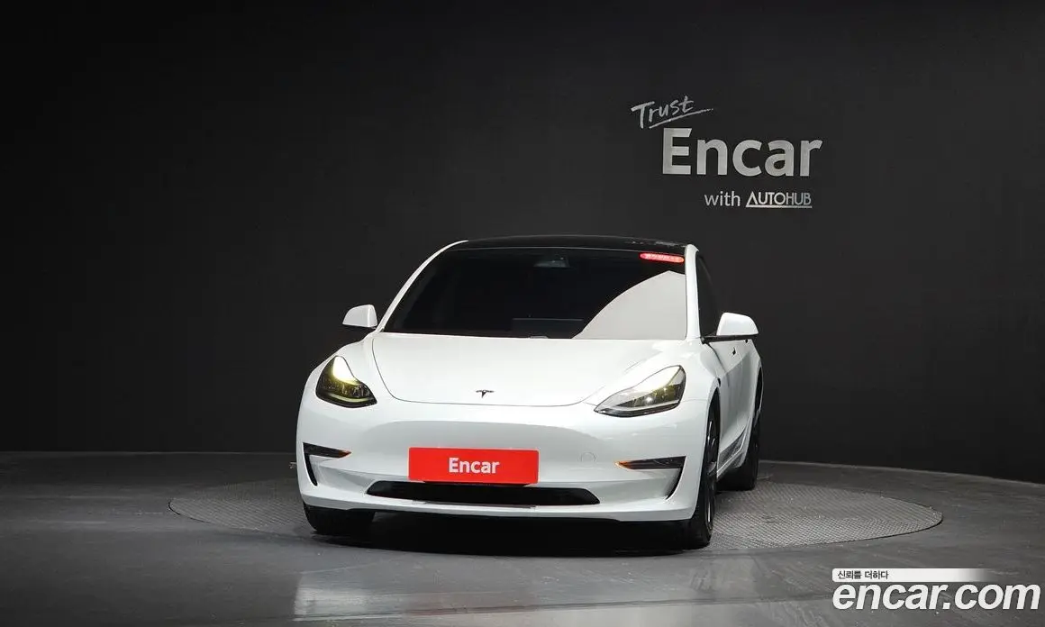 Tesla Model 3 2021 0.2 автомат (гидро), фото 2 Tesla Model 3 2021 0.2 автомат (гидро), фото 2