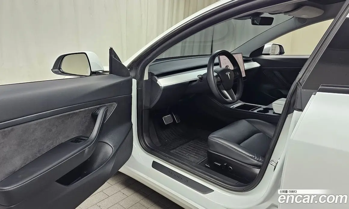 Tesla Model 3 2021 0.2 автомат (гидро), фото 12 Tesla Model 3 2021 0.2 автомат (гидро), фото 12