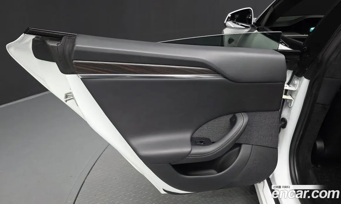 Tesla Model S 2023 0.3 автомат (гидро), фото 15