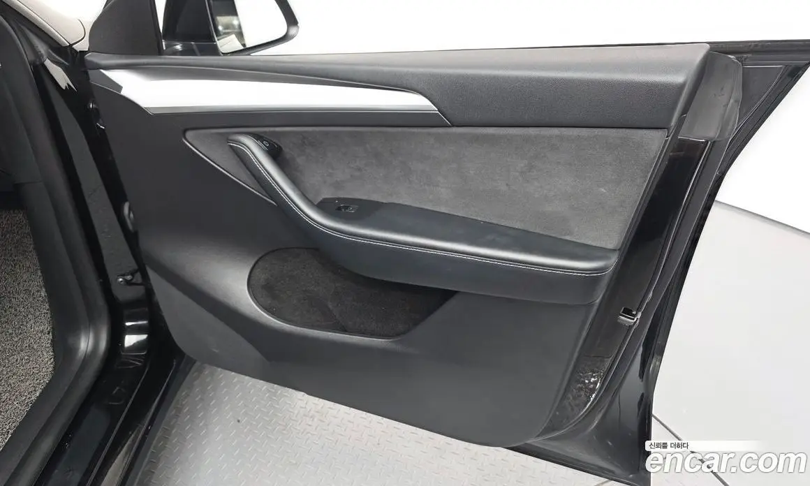 Tesla Model Y 2023 0.2 автомат (гидро), фото 14 Tesla Model Y 2023 0.2 автомат (гидро), фото 14