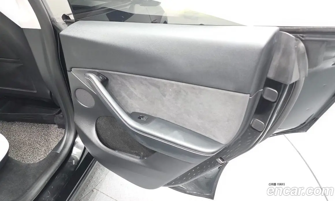 Tesla Model Y 2023 0.2 автомат (гидро), фото 15 Tesla Model Y 2023 0.2 автомат (гидро), фото 15