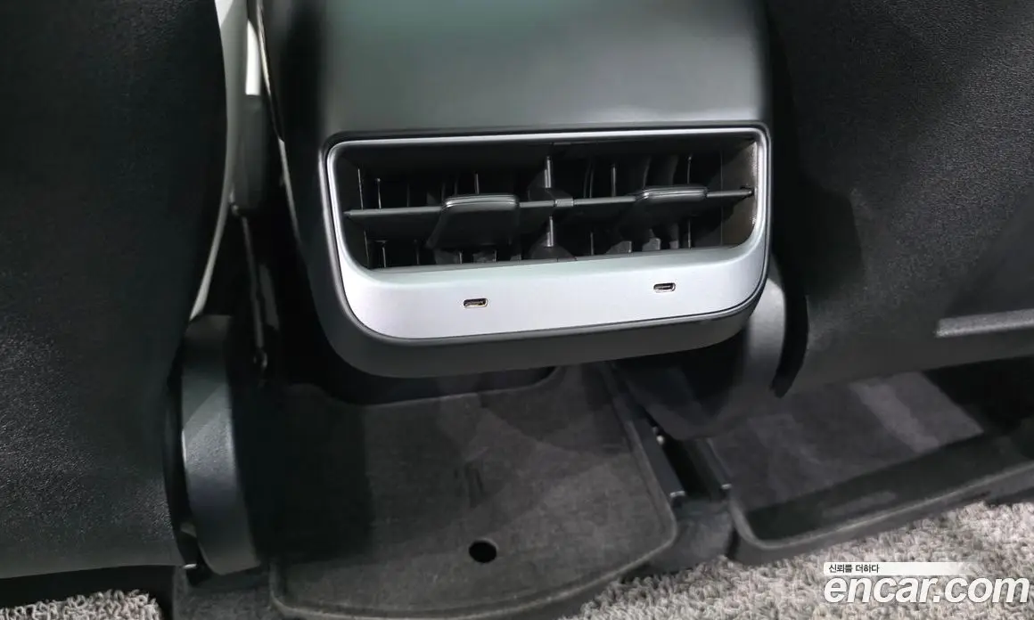 Tesla Model Y 2023 0.2 автомат (гидро), фото 30 Tesla Model Y 2023 0.2 автомат (гидро), фото 30
