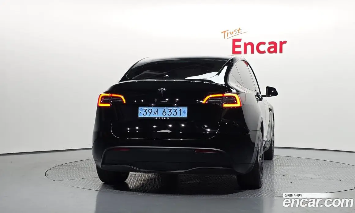 Tesla Model Y 2023 0.2 автомат (гидро), фото 4 Tesla Model Y 2023 0.2 автомат (гидро), фото 4