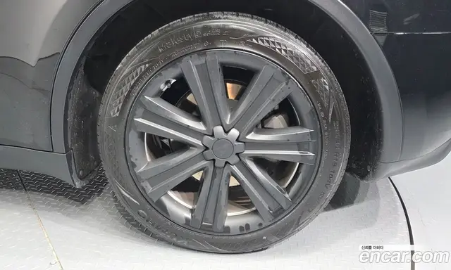 Tesla Model Y 2023 0.2 автомат (гидро), миниатюра 7 Tesla Model Y 2023 0.2 автомат (гидро), миниатюра 7