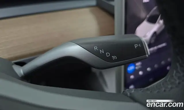 Tesla Model Y 2024 0.2 автомат (гидро), миниатюра 12