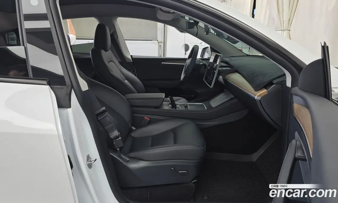 Tesla Model Y 2024 0.2 автомат (гидро), фото 16 Tesla Model Y 2024 0.2 автомат (гидро), фото 16