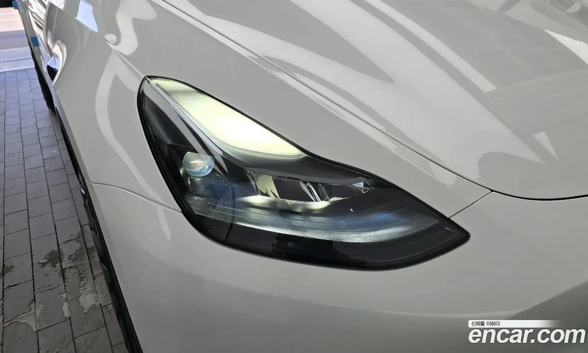 Tesla Model Y 2024 0.2 автомат (гидро), фото 8 Tesla Model Y 2024 0.2 автомат (гидро), фото 8