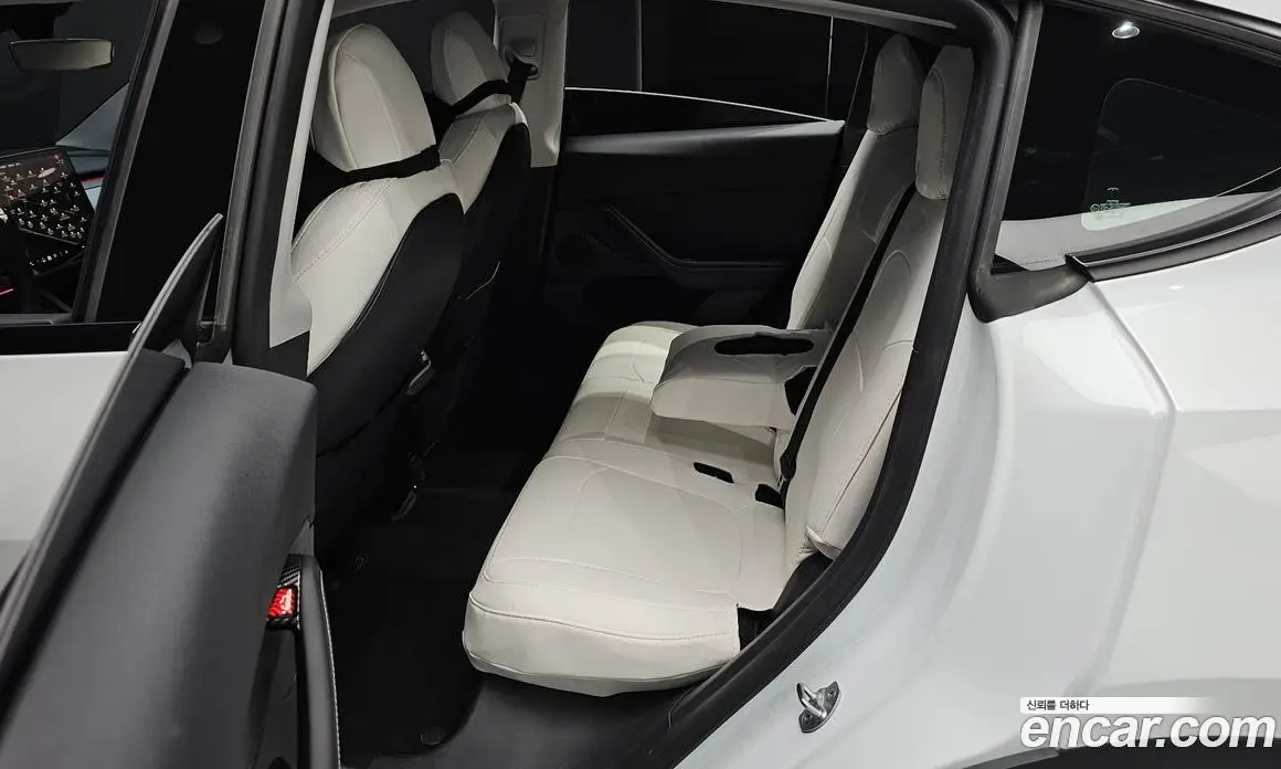 Tesla Model Y 2024 0.2 автомат (гидро), фото 16 Tesla Model Y 2024 0.2 автомат (гидро), фото 16