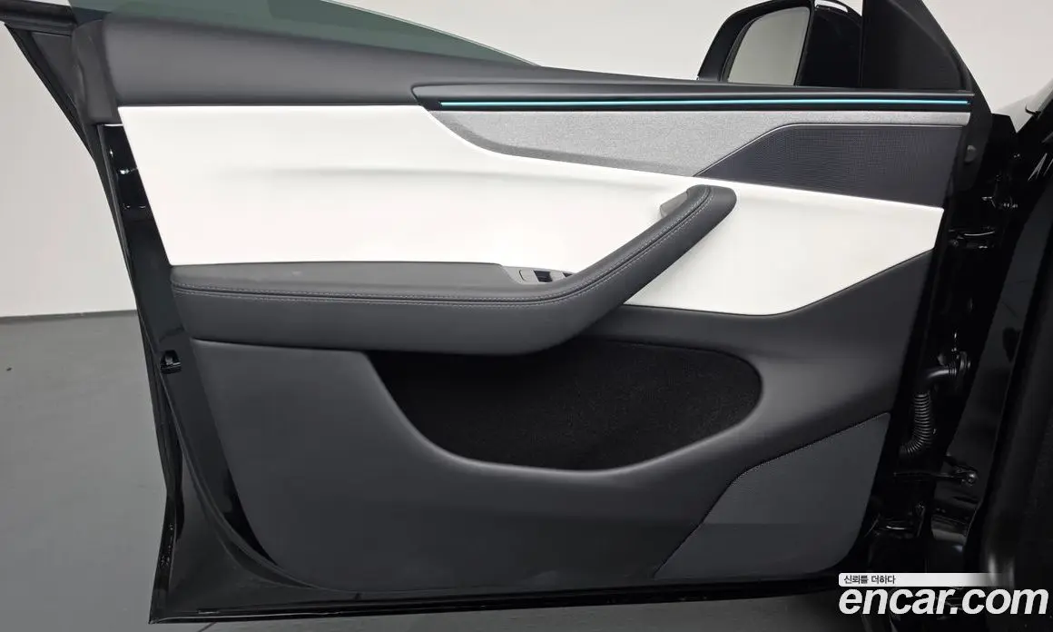 Tesla Model Y 2025 0.2 автомат (гидро), фото 13 Tesla Model Y 2025 0.2 автомат (гидро), фото 13