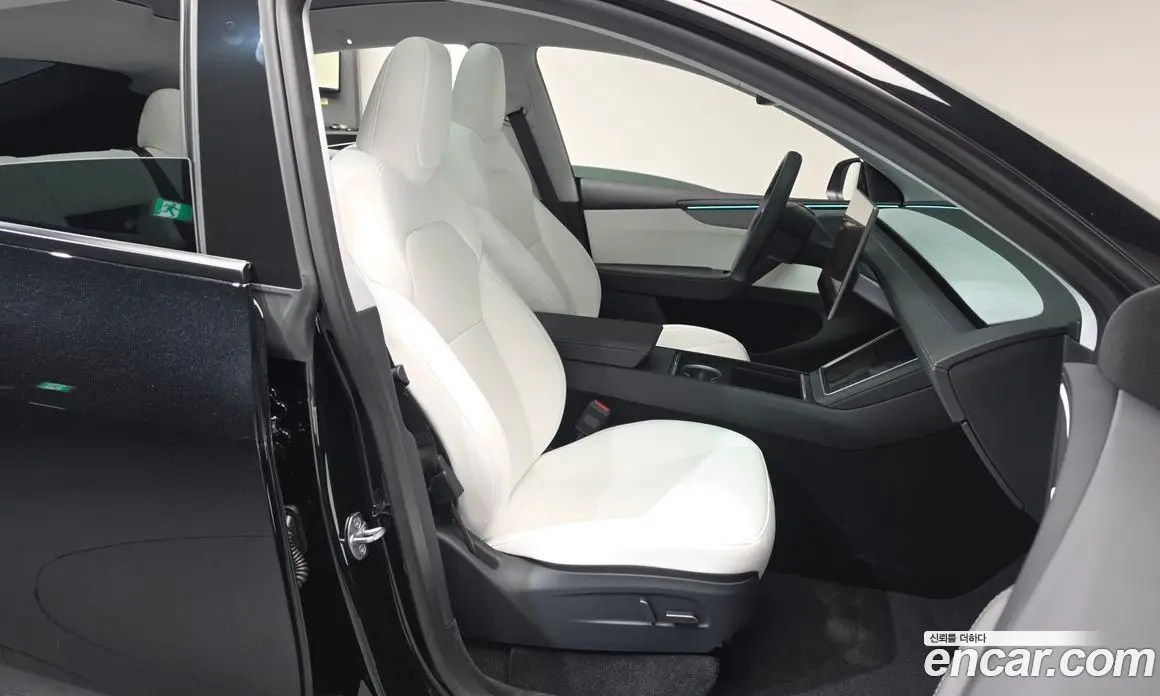Tesla Model Y 2025 0.2 автомат (гидро), фото 15 Tesla Model Y 2025 0.2 автомат (гидро), фото 15