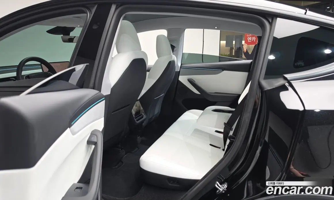 Tesla Model Y 2025 0.2 автомат (гидро), фото 17 Tesla Model Y 2025 0.2 автомат (гидро), фото 17