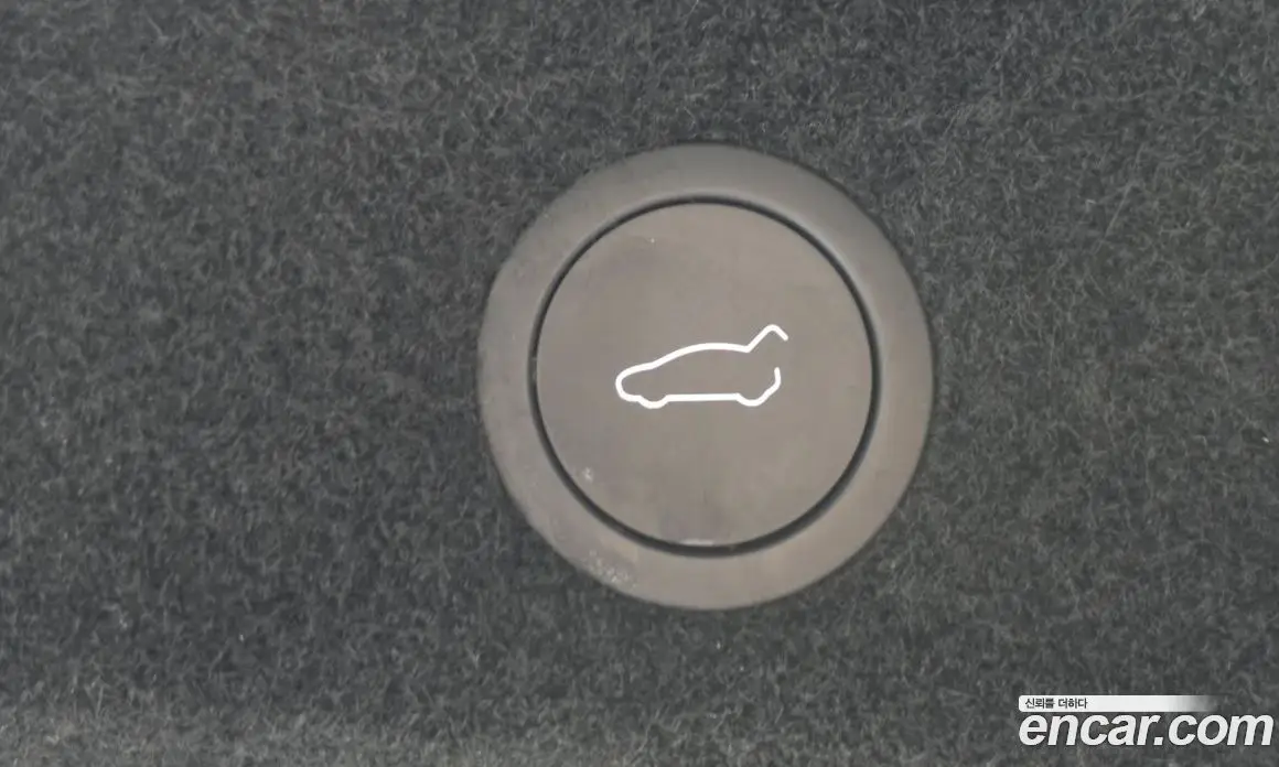 Tesla Model Y 2025 0.2 автомат (гидро), фото 23 Tesla Model Y 2025 0.2 автомат (гидро), фото 23