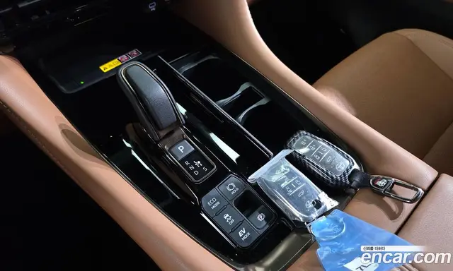 Toyota Alphard 2025 2.5 автомат (гидро), миниатюра 12