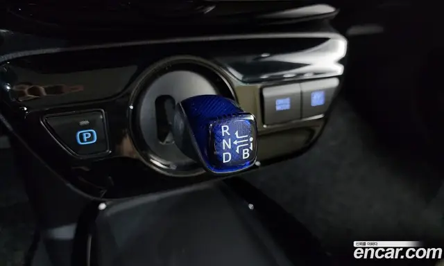 Toyota Prius 2019 1.8 автомат (гидро), миниатюра 9 Toyota Prius 2019 1.8 автомат (гидро), миниатюра 9
