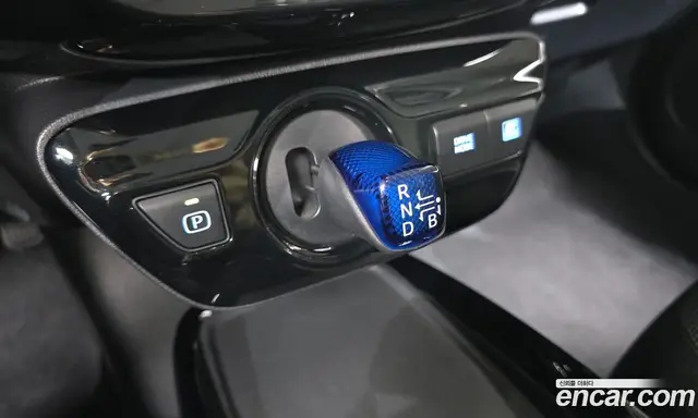 Toyota Prius 2022 1.8 автомат (гидро), миниатюра 12
