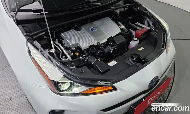 Toyota Prius 2022 1.8 автомат (гидро), миниатюра 6 Toyota Prius 2022 1.8 автомат (гидро), миниатюра 6
