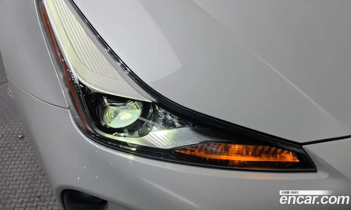 Toyota Prius 2022 1.8 автомат (гидро), фото 8 Toyota Prius 2022 1.8 автомат (гидро), фото 8