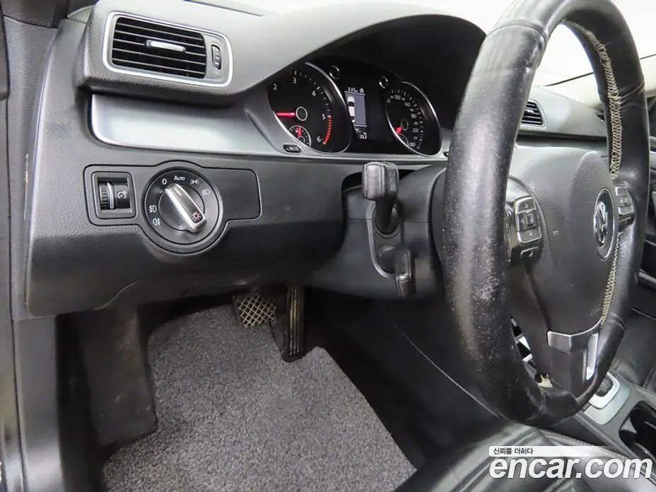 Volkswagen CC 2014 2.0 автомат (гидро), фото 13 Volkswagen CC 2014 2.0 автомат (гидро), фото 13
