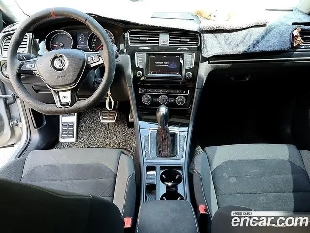 Volkswagen Golf 2013 2.0 автомат (гидро), миниатюра 5 Volkswagen Golf 2013 2.0 автомат (гидро), миниатюра 5
