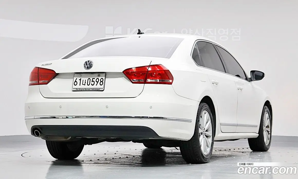 Volkswagen Passat 2015 1.8 автомат (гидро), фото 4 Volkswagen Passat 2015 1.8 автомат (гидро), фото 4