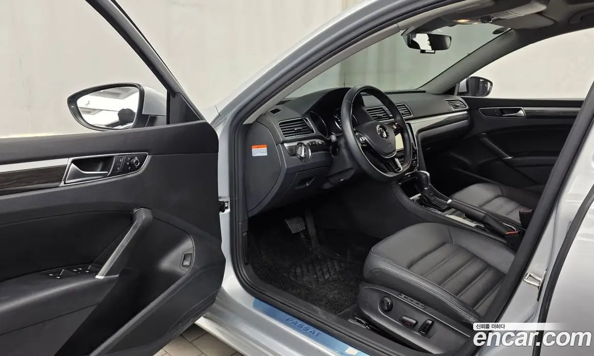 Volkswagen Passat 2018 2.0 автомат (гидро), фото 13 Volkswagen Passat 2018 2.0 автомат (гидро), фото 13