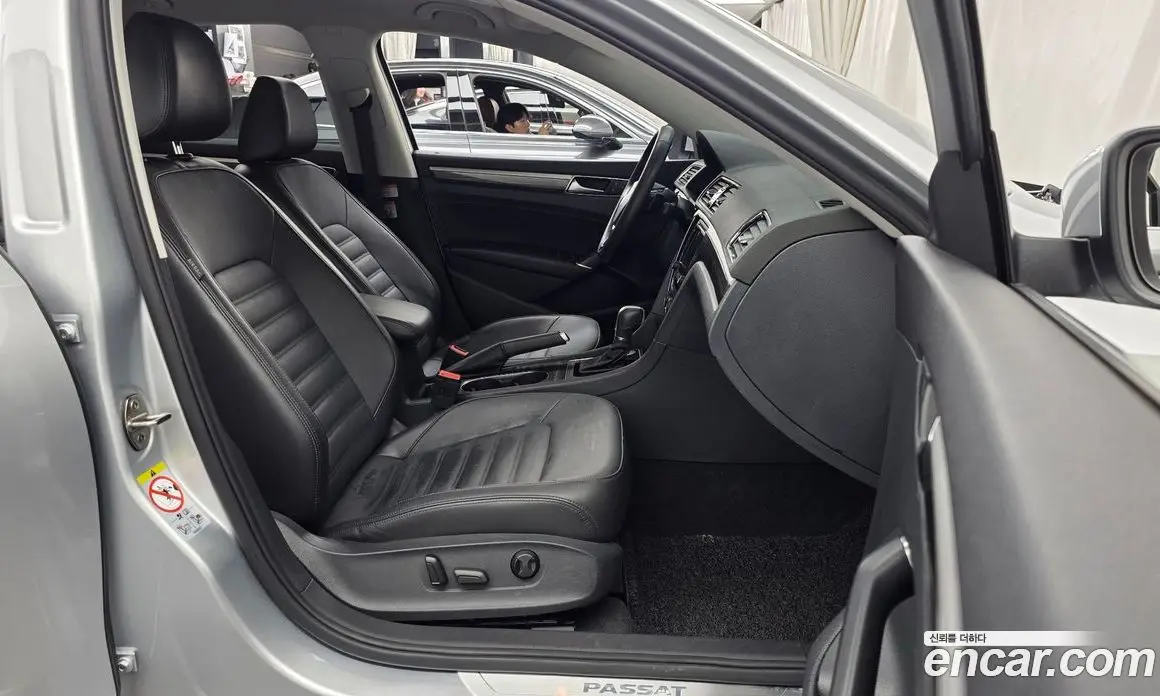 Volkswagen Passat 2018 2.0 автомат (гидро), фото 17 Volkswagen Passat 2018 2.0 автомат (гидро), фото 17