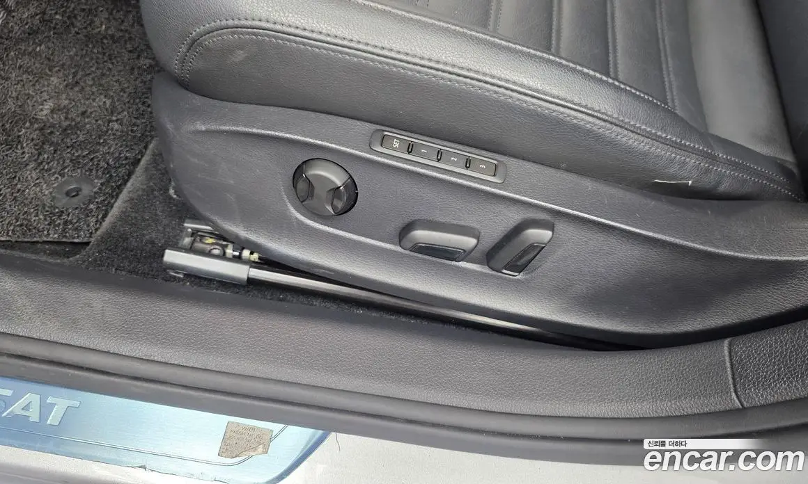 Volkswagen Passat 2018 2.0 автомат (гидро), фото 31 Volkswagen Passat 2018 2.0 автомат (гидро), фото 31
